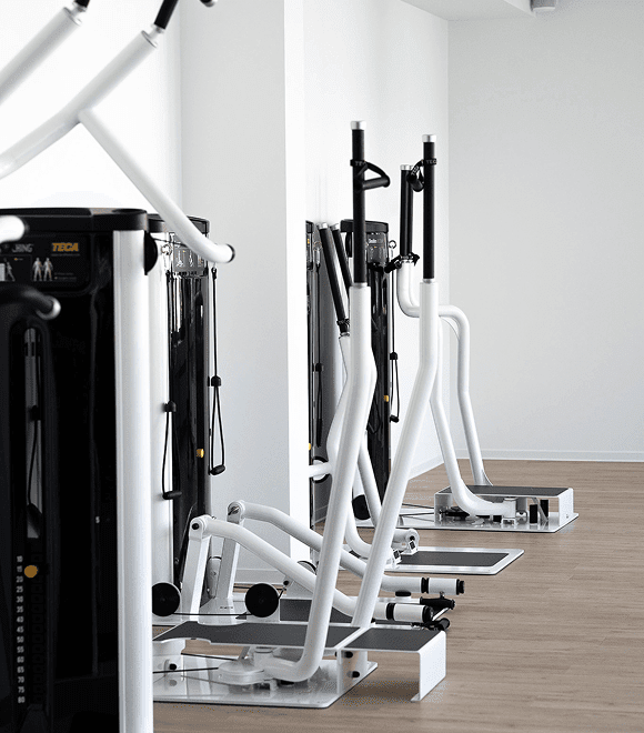 Umfangreiche Trainingsfläche bei Korpeo Offenbach – beste Ausstattung für gesundheitsorientiertes Training.