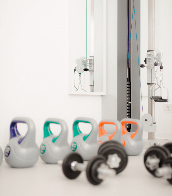 Kettlebells im Trainingsbereich – Verbindung aus Physiotherapie und funktionellem Training in Lich.