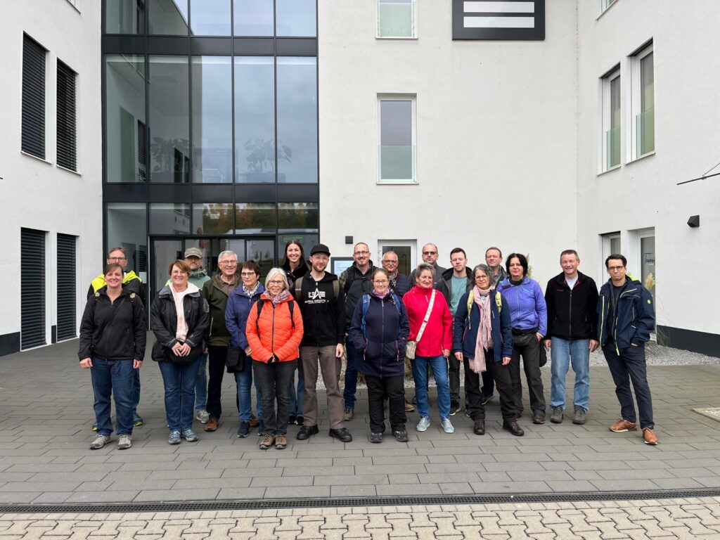 Teilnehmende MItglieder an der Wanderung von KORPEO Allendorf