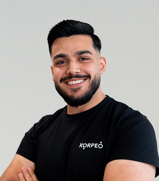 Türkischer Mitarbeiter in der Physiotherapie Mohammad
